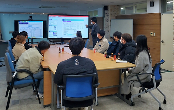 피앤씨랩스는 ICT 융합사업의 지원을 받아 서울대학교와 프로젝트를 진행하며 혜택을 받았다.